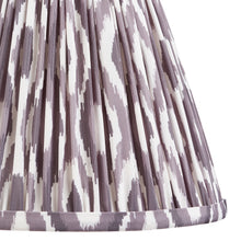 Load image into Gallery viewer, 25 cm Ikat Pleated Lamp Shade
