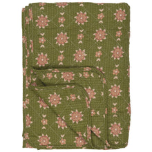 Load image into Gallery viewer, Green Floral Cotton Quilt
