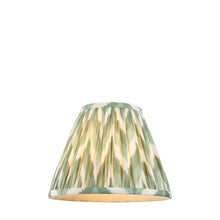Load image into Gallery viewer, 25 cm Ikat Pleated Lamp Shade
