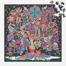 Load image into Gallery viewer, Liberty Christmas tree of life 500 piece foil puzzle
