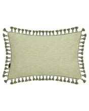 Load image into Gallery viewer, Iliv Ashiki cushion Emerald
