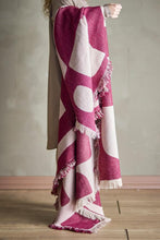 Load image into Gallery viewer, Olica recycled cotton throw
